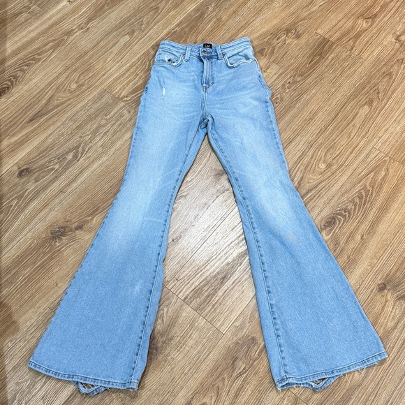 Lee Light Blue High-Rise Flare Jeans 25 - Picture 8 of 15